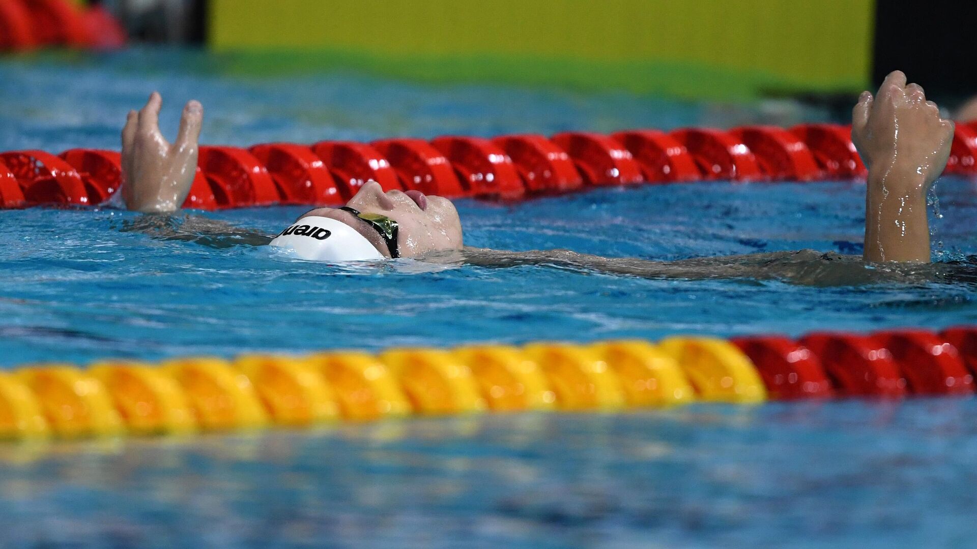 Игра плавание соревнования. Летние Олимпийские игры плавание. Плавание кролем на Олимпийских.