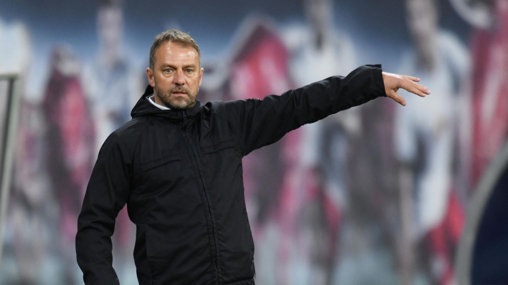 Bayern Munich's German head coach Hans-Dieter Flick reacts from the sidelines during the German first divison Bundesliga football match between RB Leipzig and FC Bayern Munich in Leipzig, eastern Germany, on April 3, 2021. (Photo by ANNEGRET HILSE / POOL / AFP) / DFL REGULATIONS PROHIBIT ANY USE OF PHOTOGRAPHS AS IMAGE SEQUENCES AND/OR QUASI-VIDEO - РИА Новости, 1920, 12.04.2021