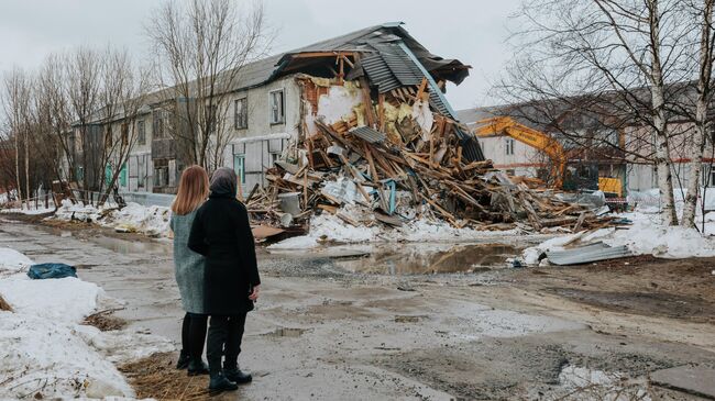 Небольшой поселок начали сносить в Сургутском районе ХМАО