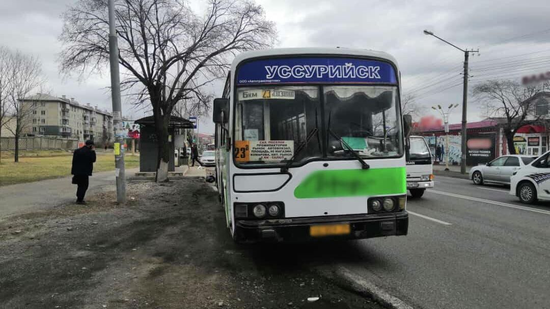 Женщина погибла в ДТП с участием рейсового автобуса в Уссурийске - РИА Новости, 1920, 16.04.2021