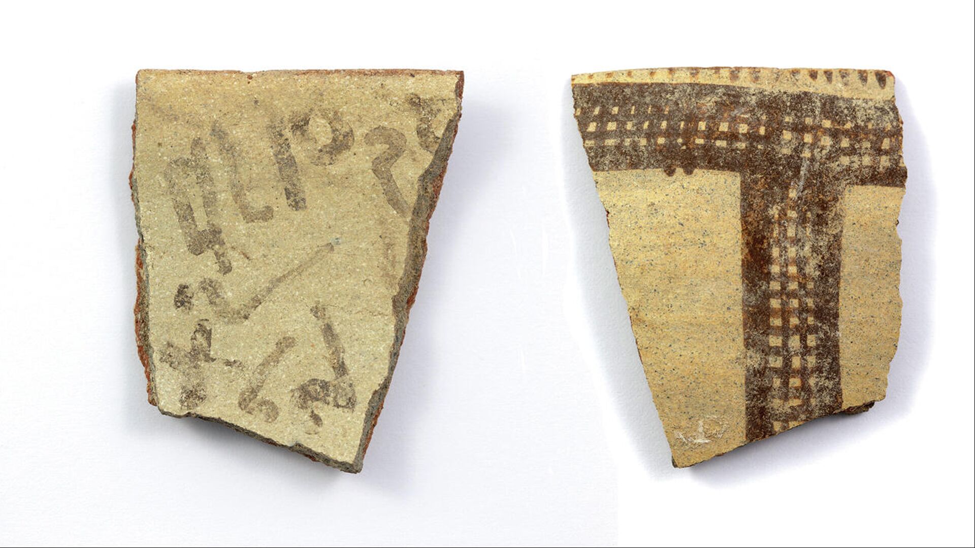 Надпись позднего бронзового века на фрагменте кувшина из Тель-Лахиша, Израиль - РИА Новости, 1920, 16.04.2021