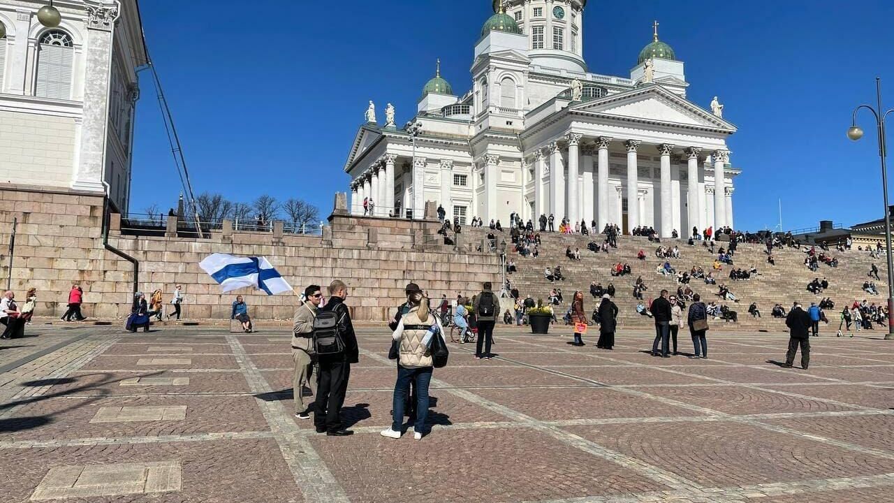 Акция против ограничений, введенных из-за коронавируса в Хельсинки, Финляндия - РИА Новости, 1920, 20.07.2021