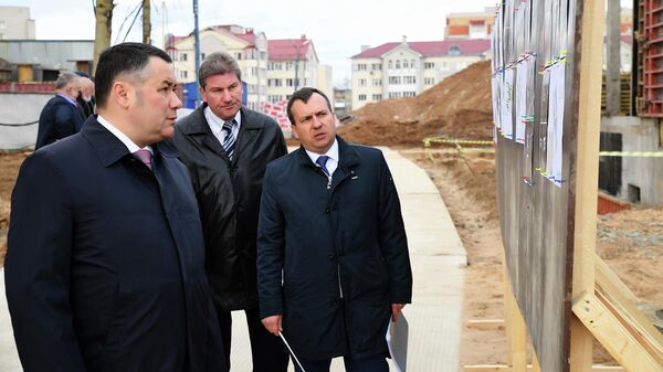 Губернатор Тверской области Игорь Руденя на месте строительства детского сада