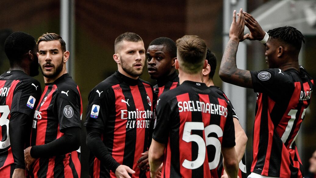 Экс-футболист "Лацио" назначен на пост спортивного директора "Милана"