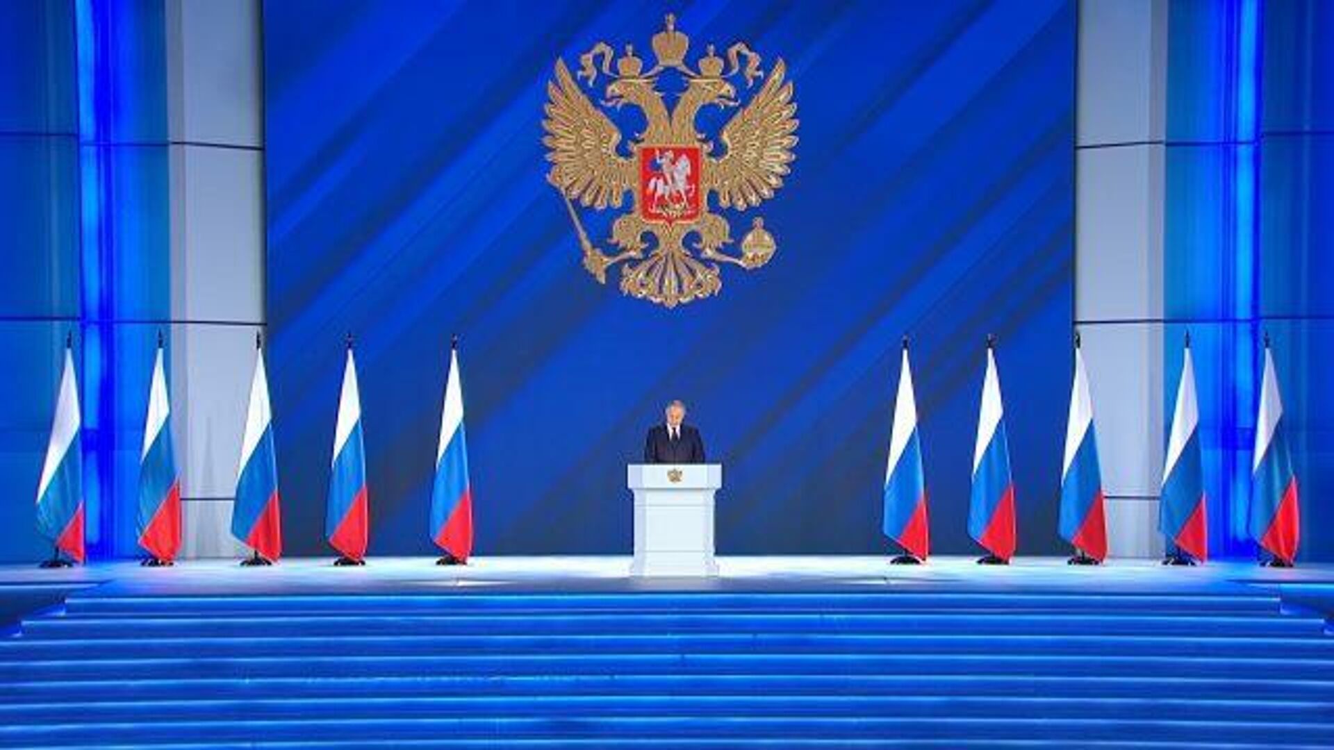 Путин: Все федеральные пособия и пенсии будут оформляться в режиме одного окна  - РИА Новости, 1920, 21.04.2021