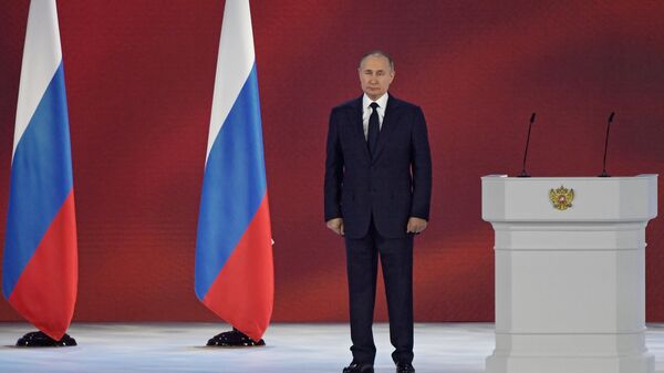 Президент РФ Владимир Путин после выступления с ежегодным посланием Федеральному Собранию