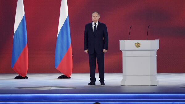 Президент РФ Владимир Путин после выступления с ежегодным посланием Федеральному Собранию