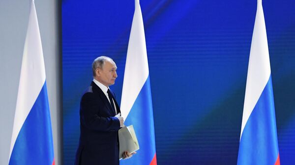 Президент РФ Владимир Путин перед выступлением с ежегодным посланием Федеральному Собранию