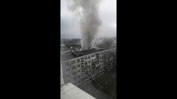 Пожар в жилом доме на Софийской улице в Санкт-Петербурге