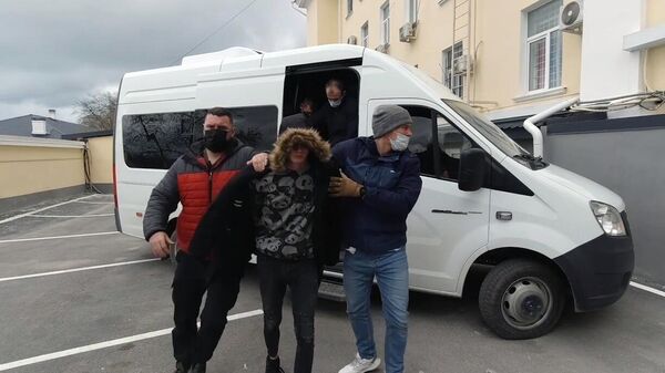 Задержание гражданина России, передававшего Украине сведения о Черноморском флоте, сотрудниками ФСБ РФ в Севастополе
