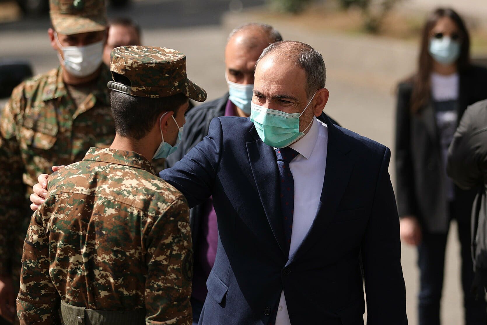 Премьер-министр Никол Пашинян посетил военную часть Минобороны в рамках визита в Сюникскую область  - РИА Новости, 1920, 23.04.2021