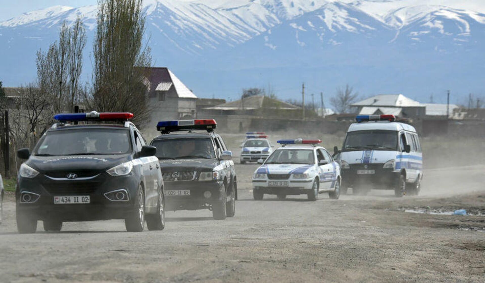 Полицейские машины Армении