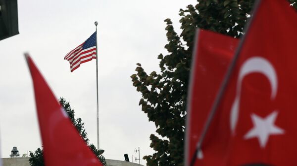 Акция протеста у здания посольства США в Анкаре, Турция