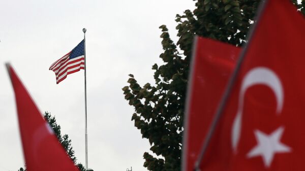 Акция протеста у здания посольства США в Анкаре, Турция