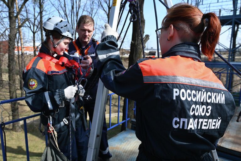 Учебно-тренировочные сборы добровольных пожарных, резервистов и спасателей