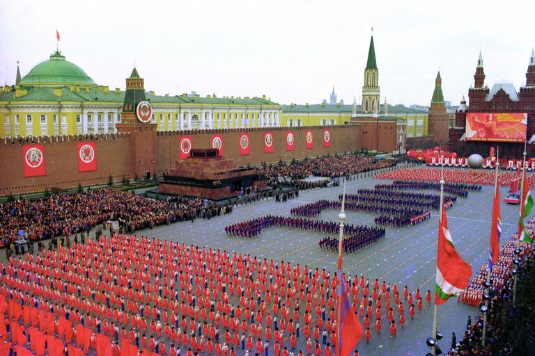 Первомайский парад физкультурников на Красной площади