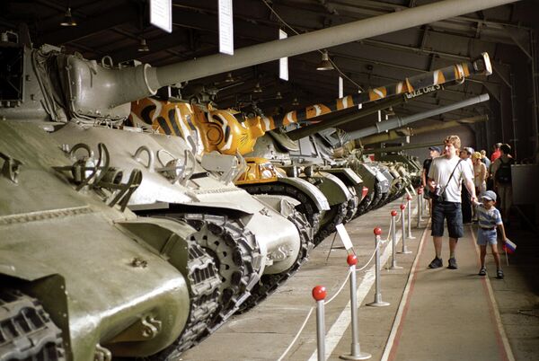 Танки в крупнейшем в мире Музее бронетанковой техники в подмосковном городе Кубинка