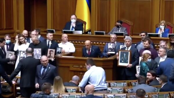 Заседание Верховной Рады Украины, 29.04.2021. Кадр из видео