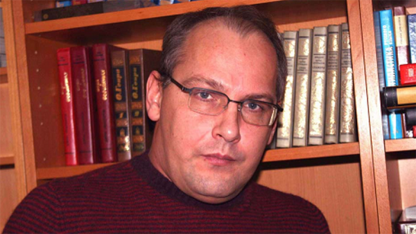Писатель Дмитрий Стародубцев