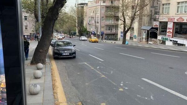 Улицы Турции во время полного локдауна    