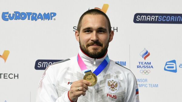 Александр Одинцов (Россия), завоевавший золотую медаль в дисциплине двойной мини-трамп среди мужчин  на чемпионате Европы по прыжкам на батуте 2021 в Сочи.