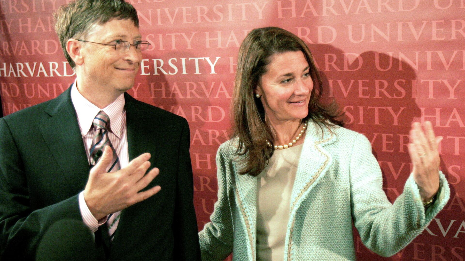 Билл Гейтс с супругой Мелиндой - РИА Новости, 1920, 04.05.2021