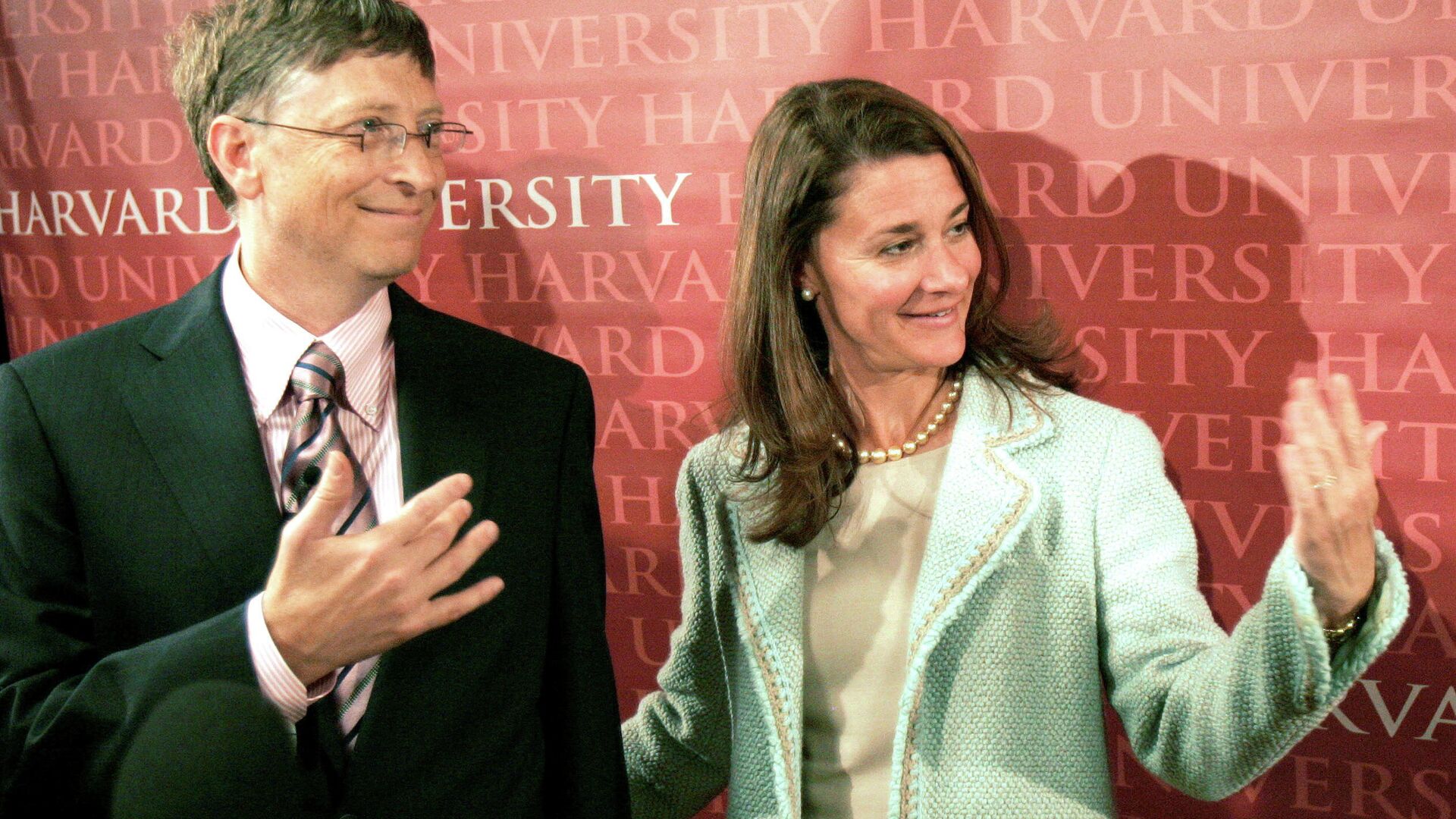 Билл Гейтс с супругой Мелиндой - РИА Новости, 1920, 04.05.2021