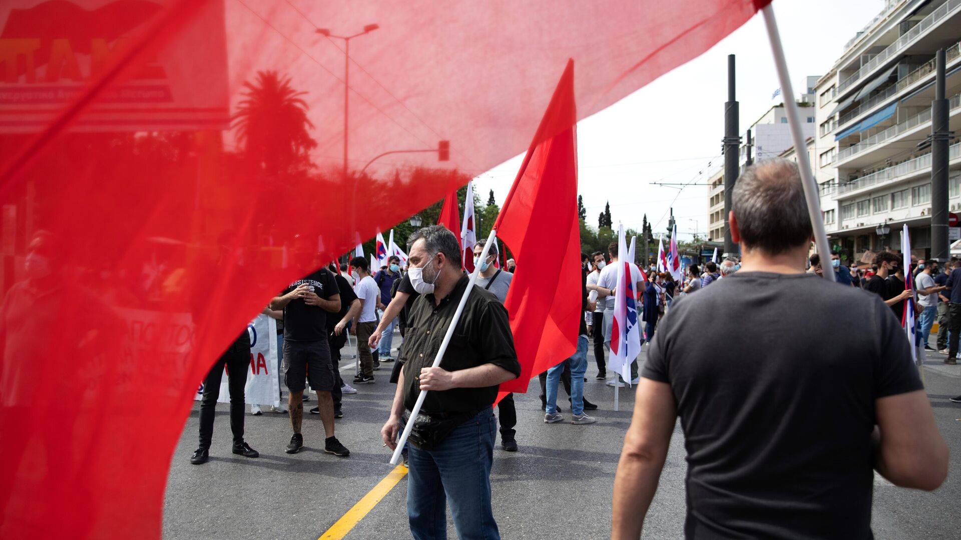 Акция рабочих, приуроченная к первомайским праздникам, в Афинах - РИА Новости, 1920, 08.11.2024