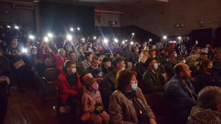 Жители Первомайска на концерте в честь Дня Победы