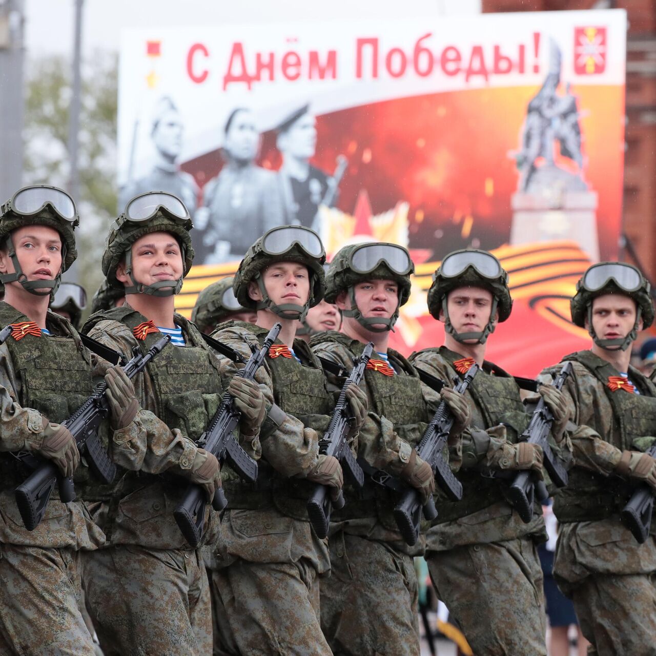 В Туле прошел военный парад в честь Дня Победы - РИА Новости, 09.05.2023