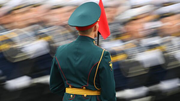 Военнослужащие парадных расчетов на военном параде в честь 76-й годовщины Победы в Великой Отечественной войне в Москве