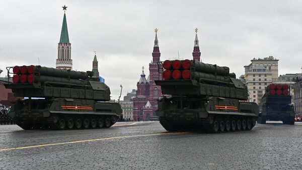 Зенитно-ракетный комплекс (ЗРК) Бук-М3 на военном параде в честь 76-й годовщины Победы в Великой Отечественной войне в Москве