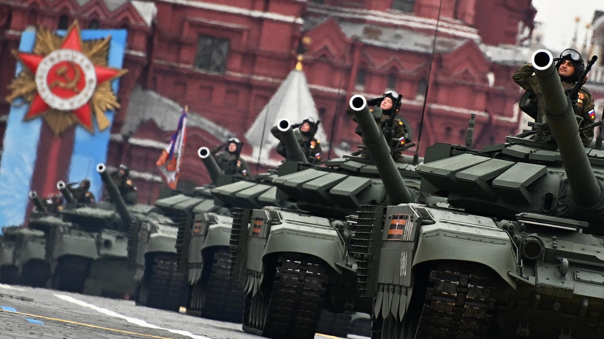 Танки Т-72Б3М на военном параде в честь 76-й годовщины Победы в Великой Отечественной войне в Москве - РИА Новости, 1920, 03.07.2021