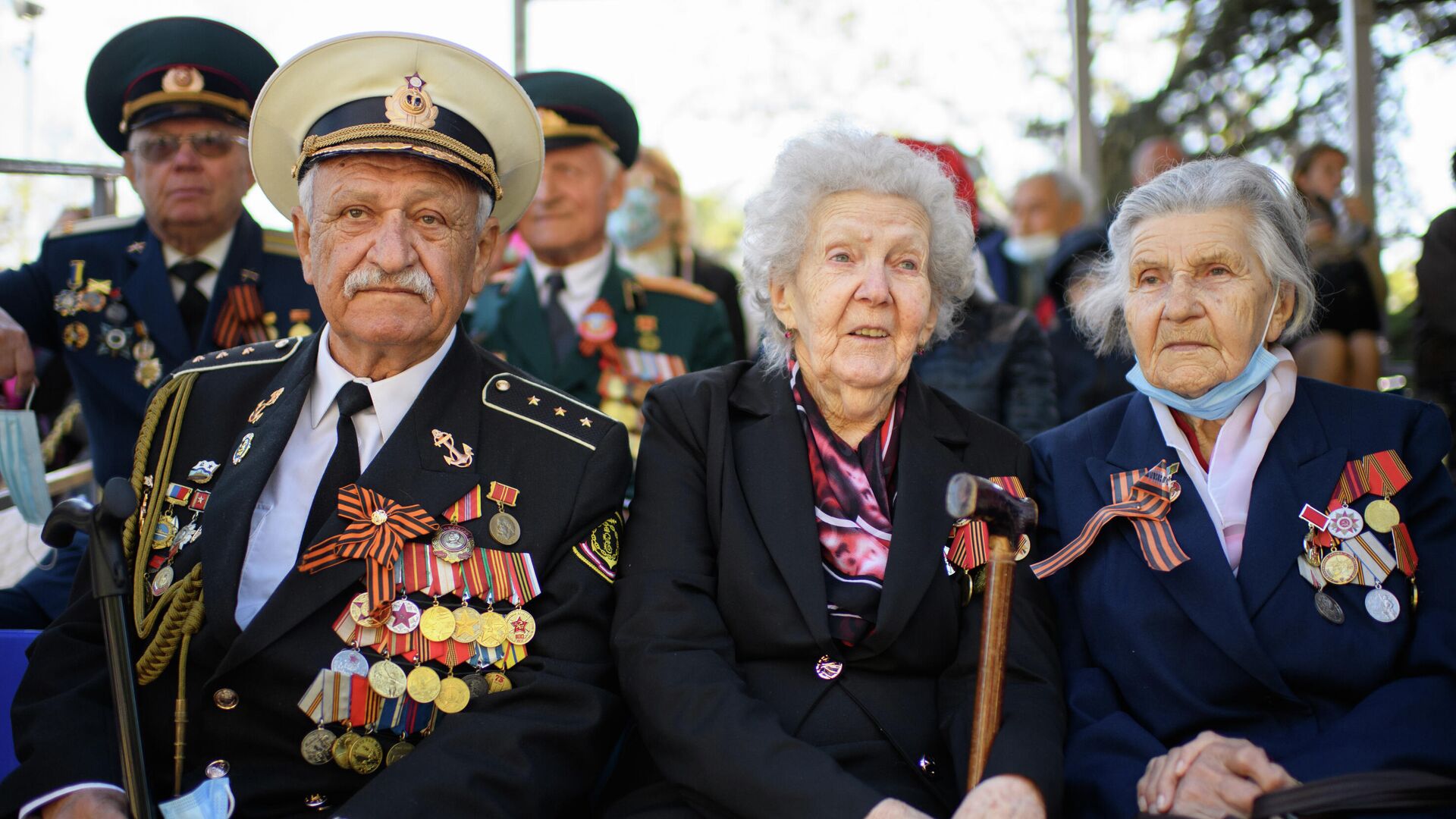 Ветераны Великой Отечественной войны военном параде в честь 76-й годовщины Победы в Севастополе - РИА Новости, 1920, 08.09.2021