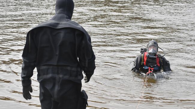 Водолазное обследование пляжа в Серебряном Бору