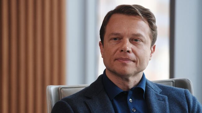 Максим Ликсутов 