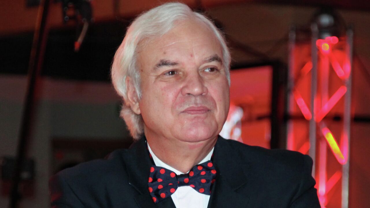 Владимир молчанов биография личная жизнь