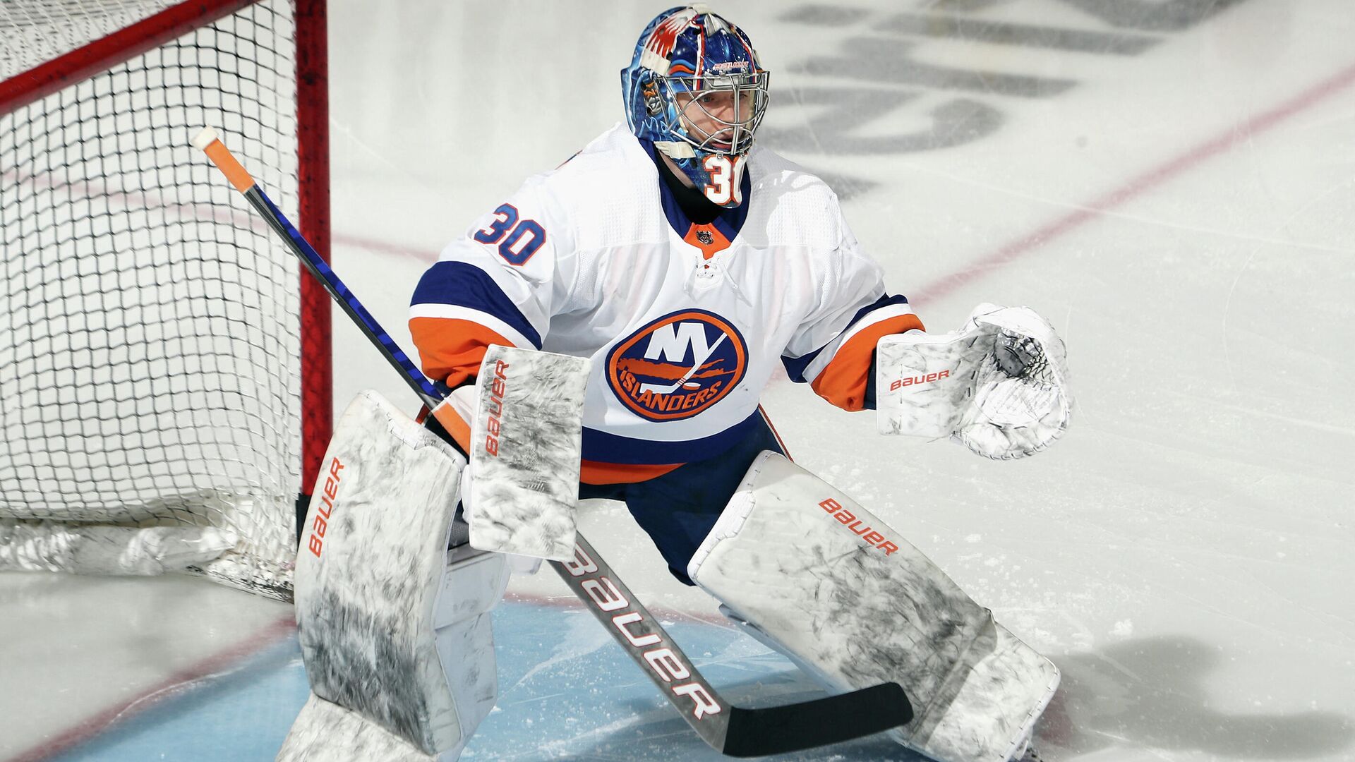 NEWARK, NEW JERSEY - MARCH 14: Ilya Sorokin #30 of the New York Islanders skates in warm-ups prior to the game against the New Jersey Devils at the Prudential Center on March 14, 2021 in Newark, New Jersey.   Bruce Bennett/Getty Images/AFP (Photo by BRUCE BENNETT / GETTY IMAGES NORTH AMERICA / Getty Images via AFP) - РИА Новости, 1920, 15.05.2021