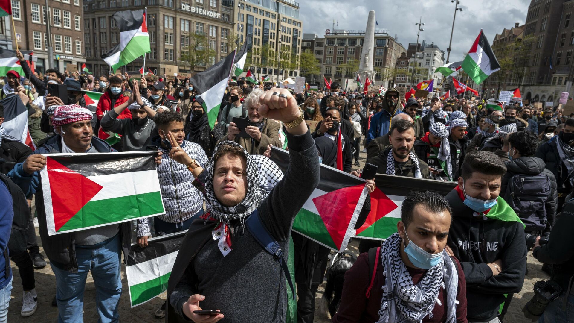 Демонстрация в поддержку палестинского народа проходит в Амстердаме - РИА Новости, 1920, 16.05.2021