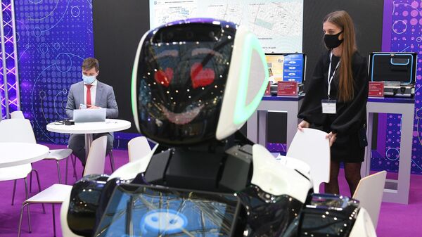 Робот компании Промобот представлен на выставке ВУЗПРОМЭКСПО в Москве