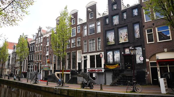 Вид на улицу в Амстердаме. Архивное фото