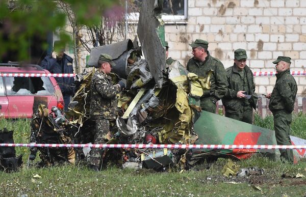 Место крушения военно-учебного самолета Як-130 белорусских ВВС на улице Розы Люксембург в городе Барановичи