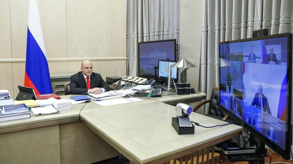 Председатель правительства РФ Михаил Мишустин проводит в режиме видеоконференции совещание с членами кабинета министров РФ
