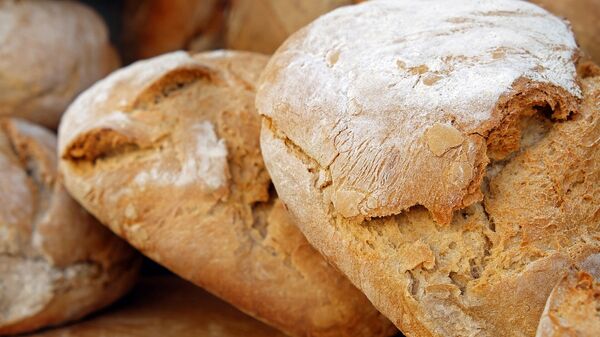 Диетолог рассказала о последствиях отказа от хлеба 