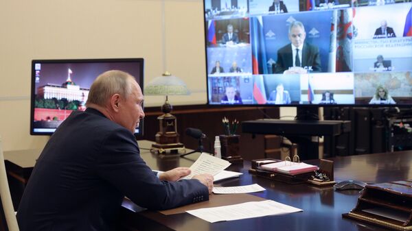 Президент РФ Владимир Путин проводит в режиме видеоконференции 43-е заседание Российского организационного комитета Победа