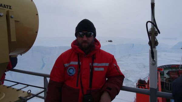 Дмитрий Воробьев, начальник Антарктической геофизической партии Полярной морской геологоразведочной экспедиции (Росгеология) 
