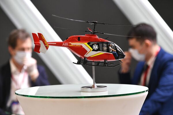 Макет вертолета VRT500 на XIV Международной выставки вертолетной индустрии HeliRussia 2021 в Москве