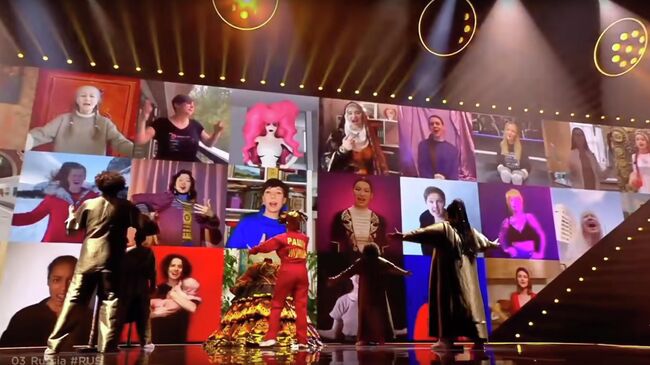 Кадр видео выступления певицы Манижа в полуфинале конкурса Евровидение