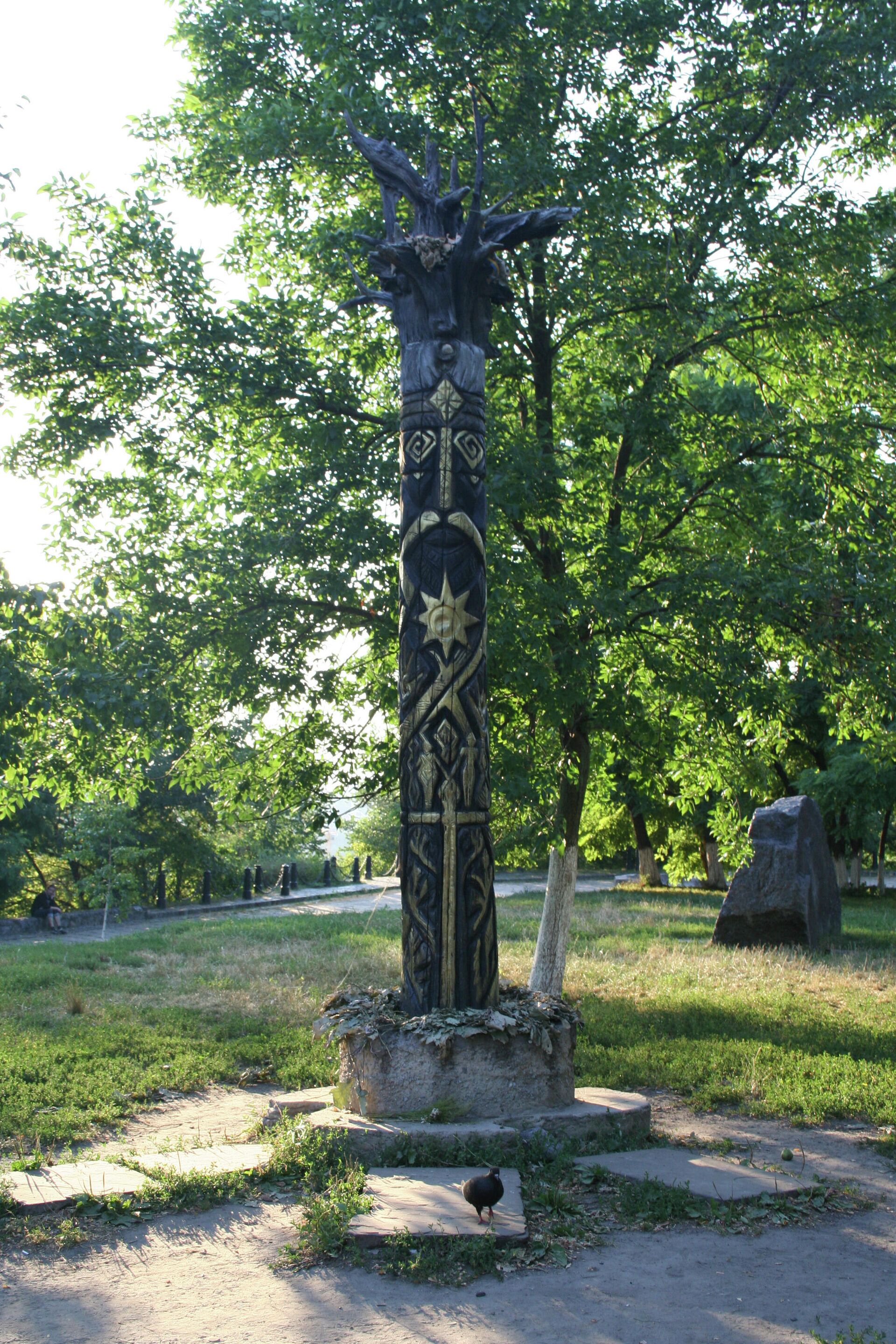 Статуя Перуна - РИА Новости, 1920, 23.07.2021