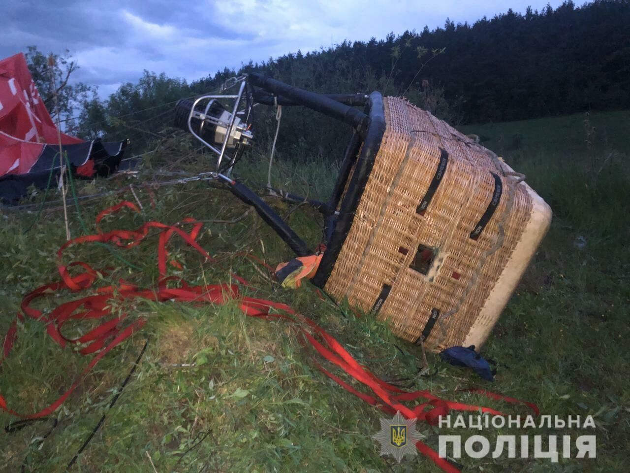 Крушение воздушного шара во время фестиваля воздушных шаров в Хмельницкой области Украины - РИА Новости, 1920, 23.05.2021